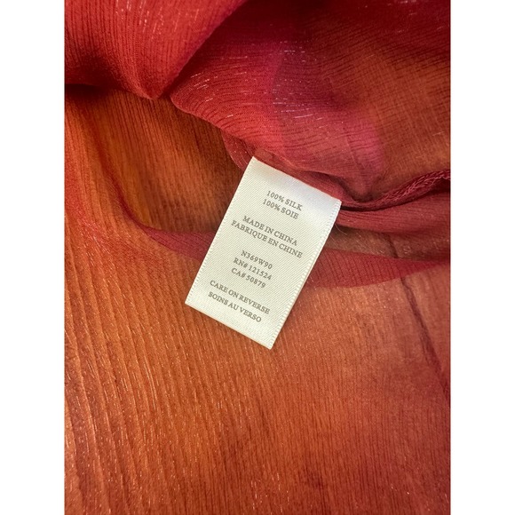 Nick and Mo 100% Silk Red 3/4‎ sleeve top Size L - Picture 9 of 11